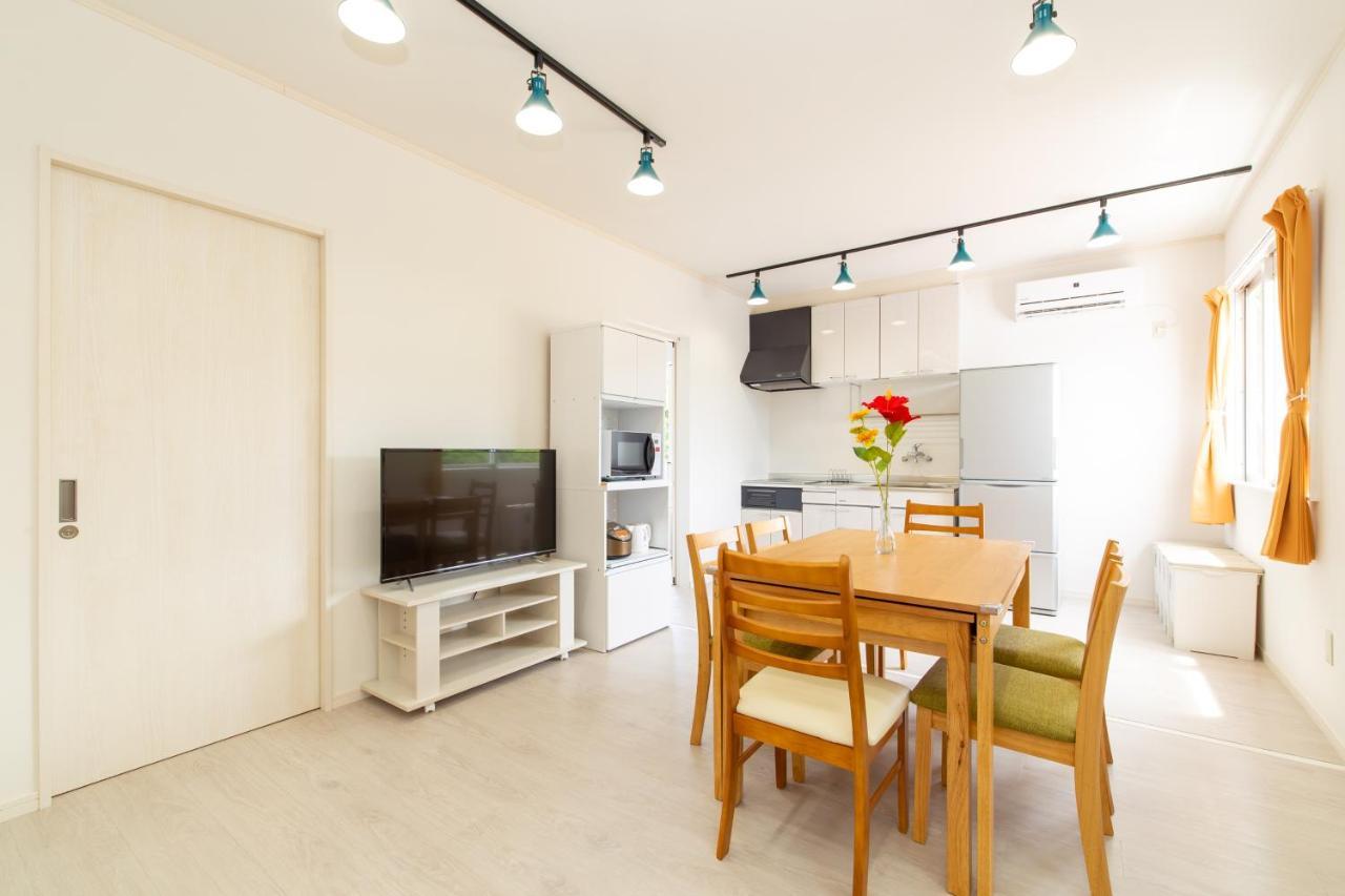 Appartement レジーナ石垣 ブルーステージ à Ishigaki  Extérieur photo